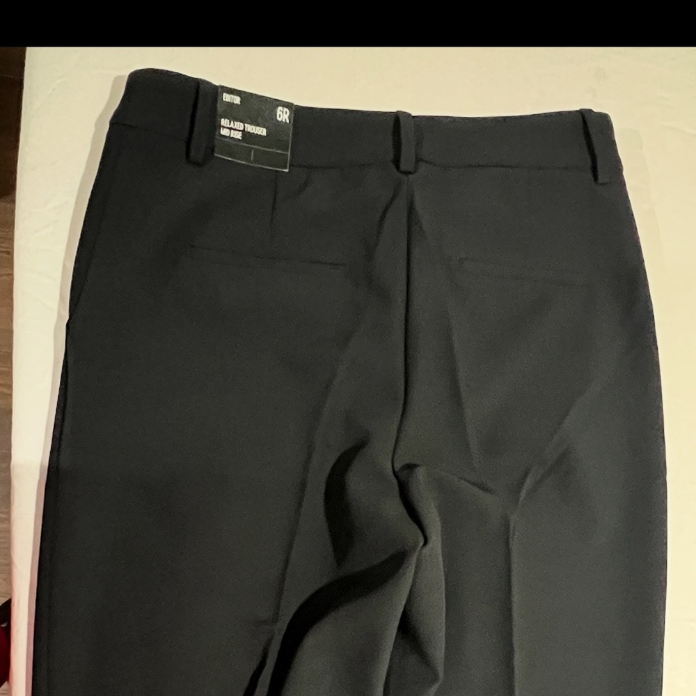 Black trousers, perfect for any updo or dressdown outfit (short people friendly)